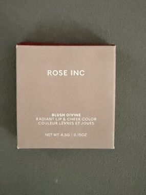 Rose Inc Radiant Blush Divine (cream blush)